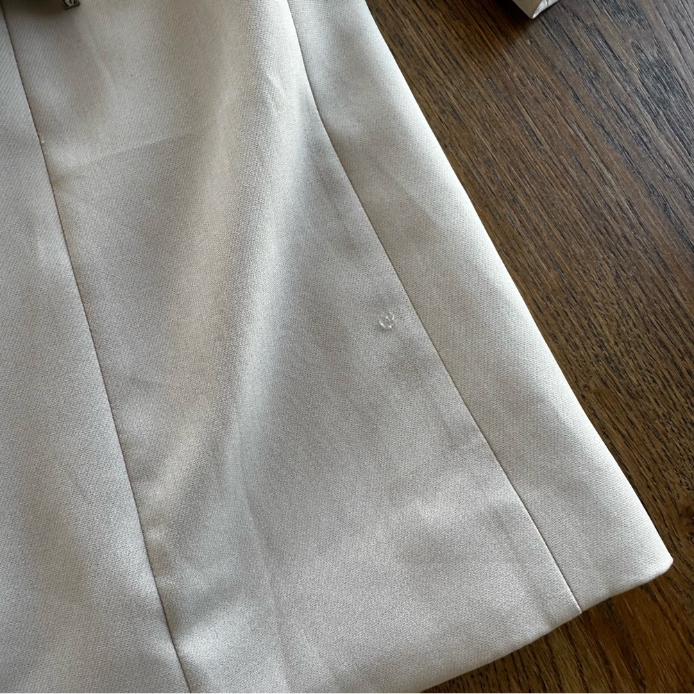 MICHAEL Michael Kors Light Beige Camel Tan Trench Coat with Belt - Picture 13 of 14